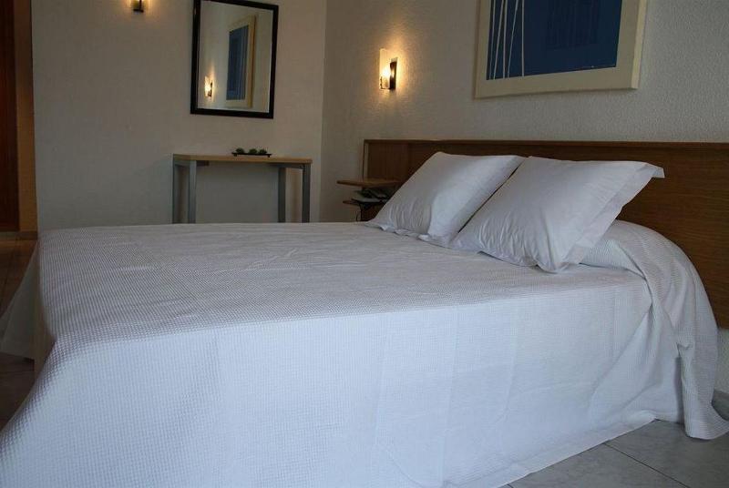 La Gambina Hotel Colera Ngoại thất bức ảnh